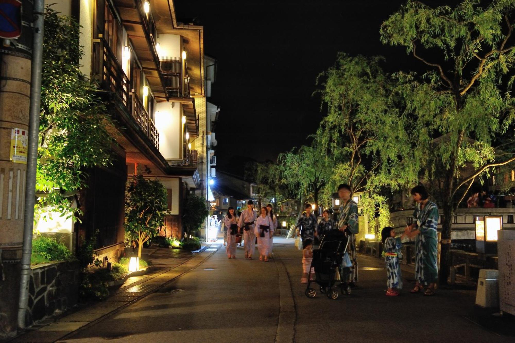 Hotel Mikuniya à Toyooka  Extérieur photo